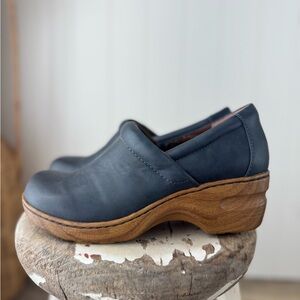 b.o.c. Navy Leather Clogs with Wood-Tone Platform